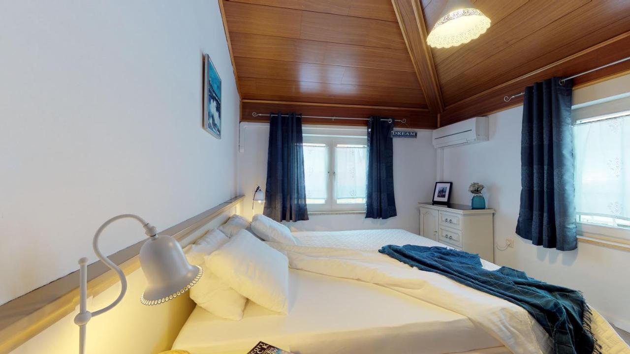 Nina Deluxe Superior 5 Star Apartment, Your Piece Of Heaven By The Sea & Park Novigrad Istria Exteriör bild