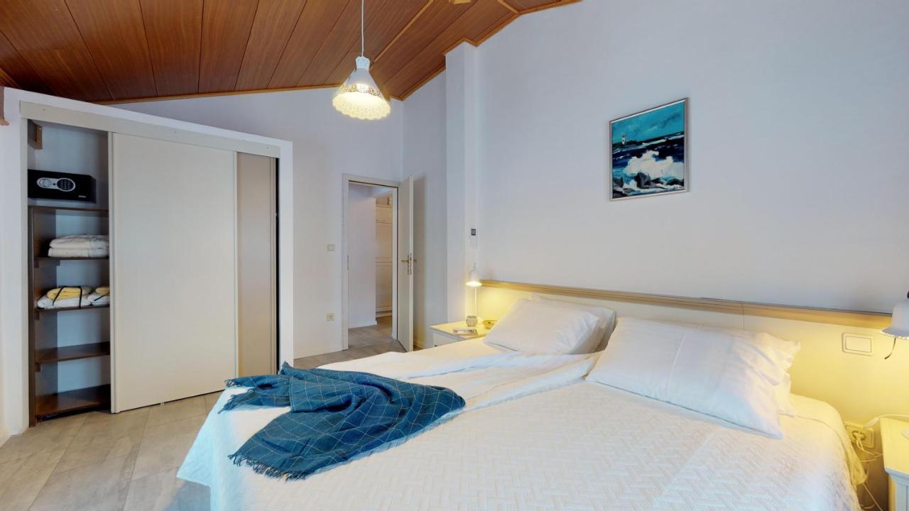 Nina Deluxe Superior 5 Star Apartment, Your Piece Of Heaven By The Sea & Park Novigrad Istria Exteriör bild