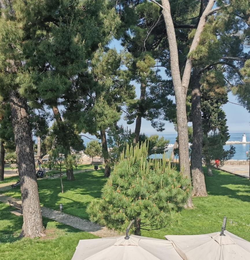 Nina Deluxe Superior 5 Star Apartment, Your Piece Of Heaven By The Sea & Park Novigrad Istria Exteriör bild