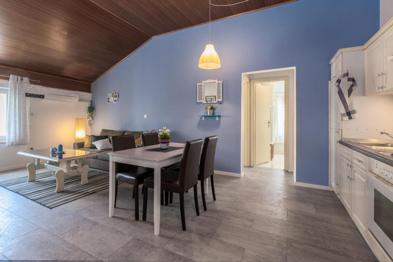 Nina Deluxe Superior 5 Star Apartment, Your Piece Of Heaven By The Sea & Park Novigrad Istria Exteriör bild
